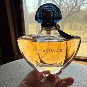 GUERLAIN Shalimar Eau de Parfum spray Bottle - Amber Liquid with Blue Cap 3oz